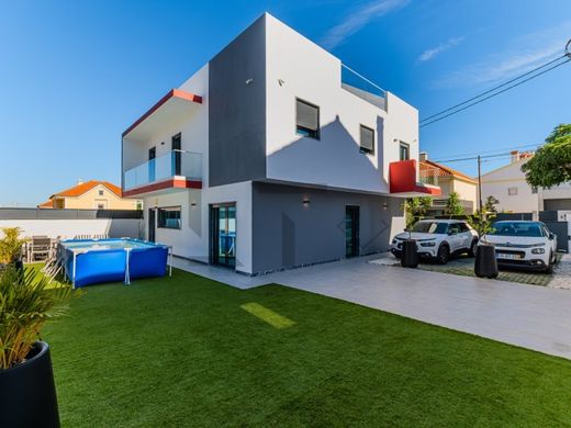 Detached House in Cascais, Lisbon