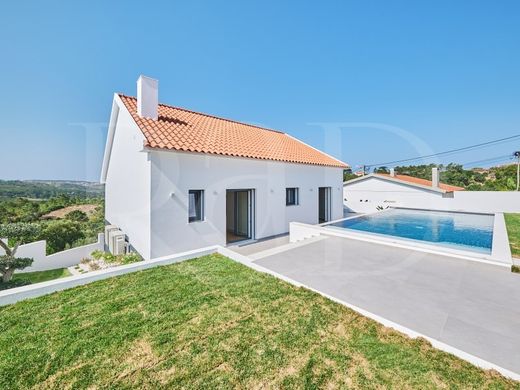 Dom jednorodzinny w Mafra, Distrito de Lisboa