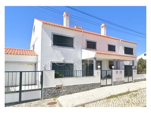 Semidetached House in Mafra, Lisbon