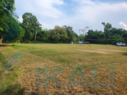 Terreno a Coatzintla, Estado de Veracruz-Llave