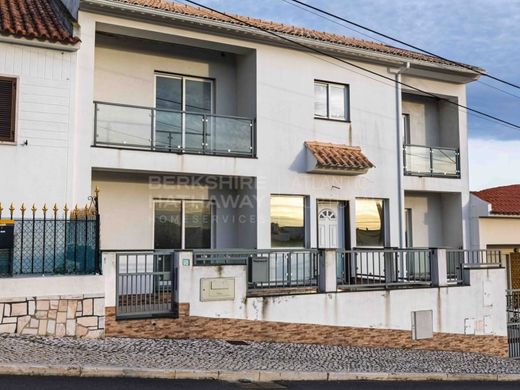 Casa di lusso a Almada, Distrito de Setúbal