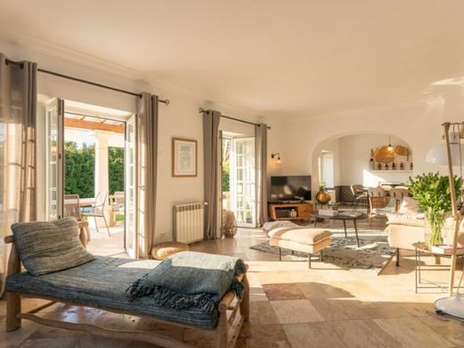 Luxury home in Cascais, Lisbon
