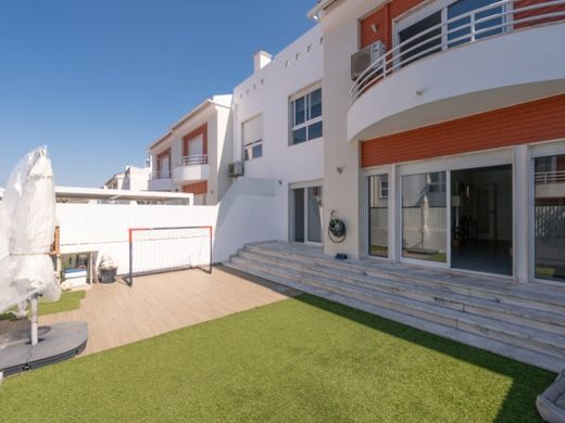 Semidetached House in Sintra, Lisbon