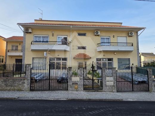 公寓楼  Loures, Distrito de Lisboa