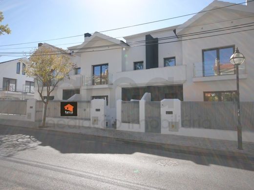 ‏וילה רב-משפחתית ב  Cascais, Distrito de Lisboa