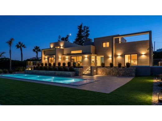 Detached House in Lagoa, Distrito de Faro