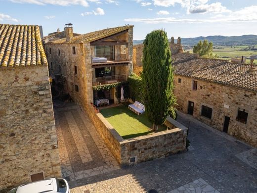 ‏בתים כפריים או חוות ב  Pals, Província de Girona