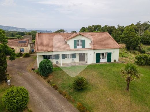 Casa di lusso a Ponta Delgada, Azores