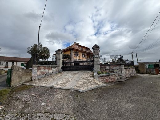 Luxury home in Siero, Province of Asturias