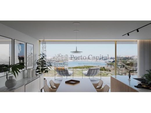 Apartment / Etagenwohnung in Vila Nova de Gaia, Distrito do Porto