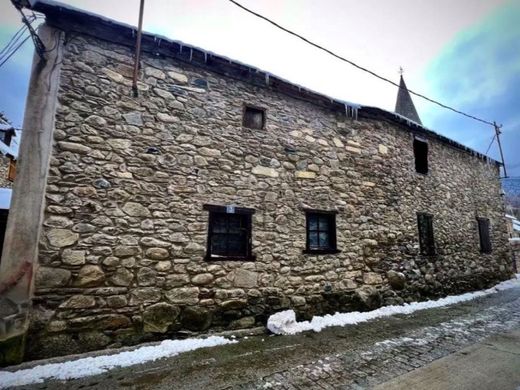 Luxury home in Vielha e Mijaran, Province of Lleida