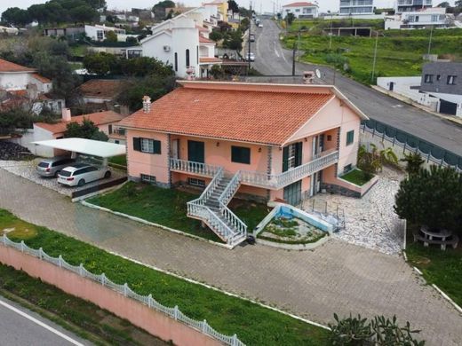 Einfamilienhaus in Arruda dos Vinhos, Arruda Dos Vinhos