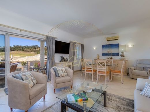 Villa Plurifamiliare a Vila do Bispo, Distrito de Faro