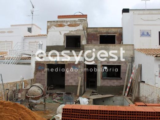 Συγκρότημα ανεξάρτητων κατοικιών σε Olhão, Distrito de Faro