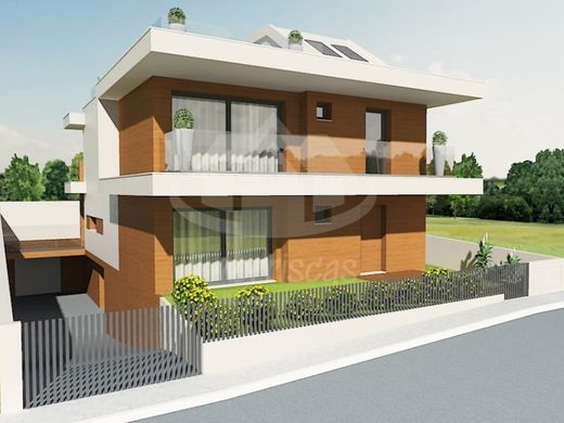 Vrijstaand huis in Vila Franca de Xira, Distrito de Lisboa