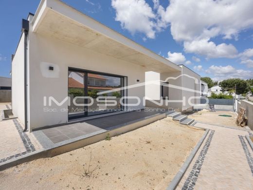 Luxury home in Leiria, Distrito de Leiria