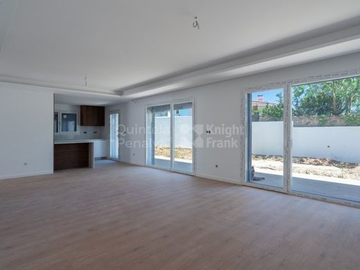 Συγκρότημα ανεξάρτητων κατοικιών σε Κασκάις, Cascais