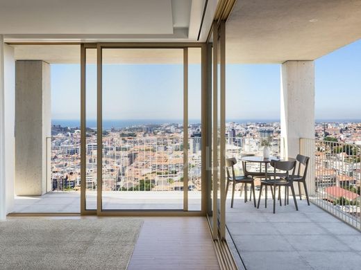 Apartment / Etagenwohnung in Porto, Distrito do Porto