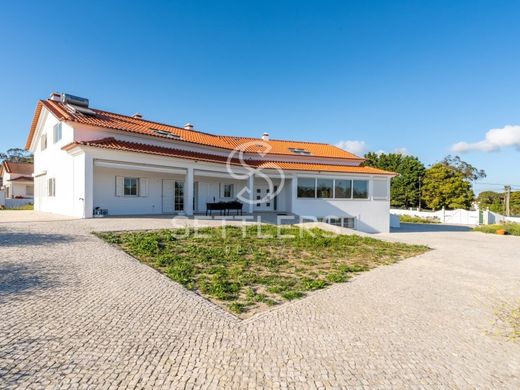 Detached House in Sintra, Lisbon