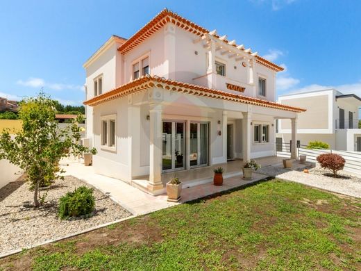 Casa Unifamiliare a Caldas da Rainha, Distrito de Leiria