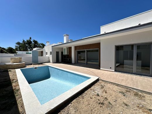 بيت مستقل ﻓﻲ Setúbal, Distrito de Setúbal