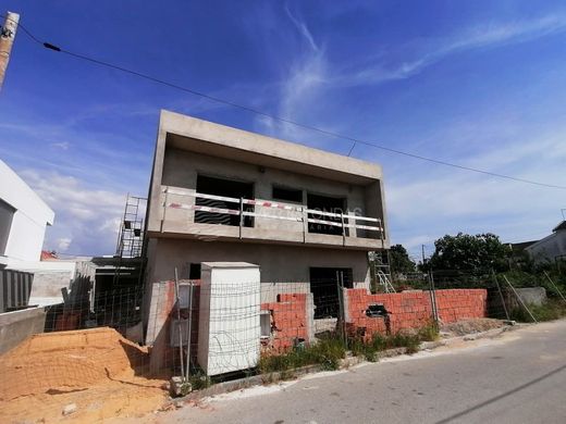 Dom jednorodzinny w Seixal, Distrito de Setúbal