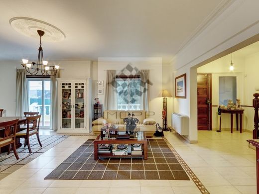 豪宅  Amadora, Distrito de Lisboa