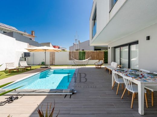Semidetached House in Loures, Lisbon