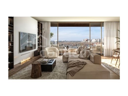 Apartment / Etagenwohnung in Matosinhos, Distrito do Porto