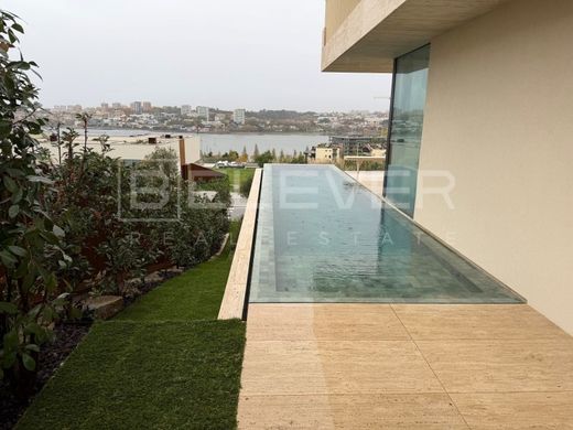 Элитный дом, Вила-Нова-де-Гайя, Vila Nova de Gaia