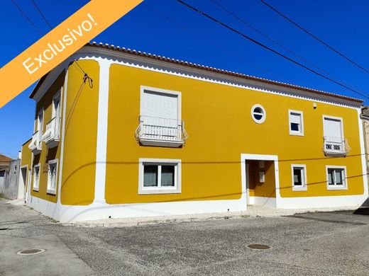 Элитный дом, Caldas da Rainha, Distrito de Leiria