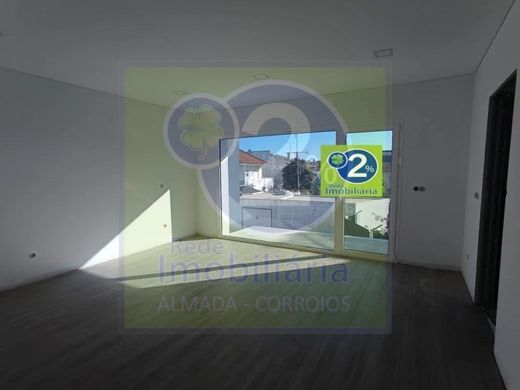Luxury home in Seixal, Distrito de Setúbal