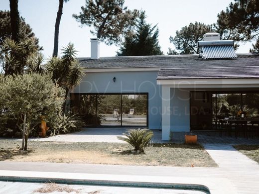 Luksusowy dom w Charneca de Caparica, Almada