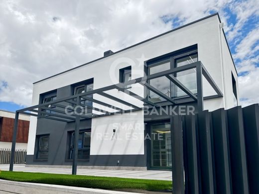 منزل ﻓﻲ Oleiros, Provincia da Coruña