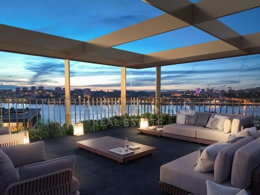 ヴィラ・ノヴァ・デ・ガイア
, Vila Nova de Gaiaのアパートメント