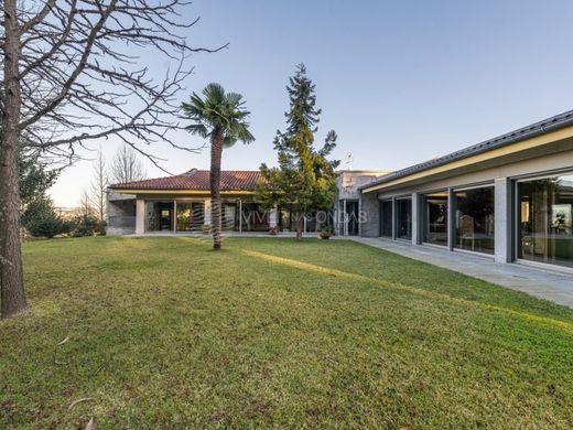 Luxus-Haus in Lousada, Distrito do Porto