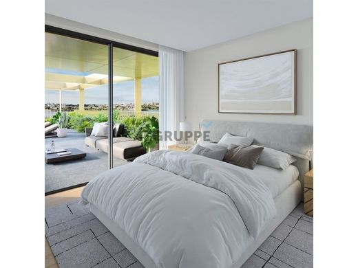 Apartment / Etagenwohnung in Vila Nova de Gaia, Distrito do Porto