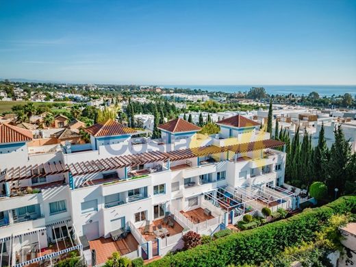 Estepona, マラガのマルチファミリーヴィラ