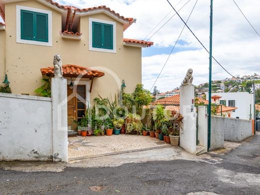 Luxe woning in Funchal, Madeira