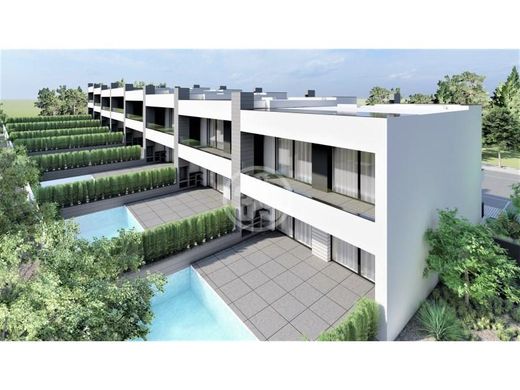 Semidetached House in Loulé, Distrito de Faro