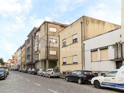 토지 / 포르투, Porto