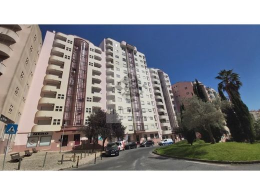 ‏דירה ב  Odivelas, Distrito de Lisboa