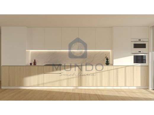 Apartment / Etagenwohnung in Maia, Distrito do Porto