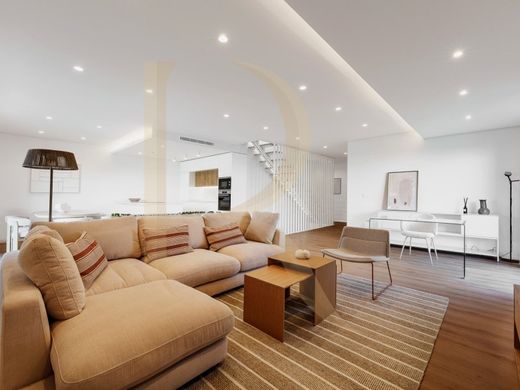 Twee-onder-een-kapwoning in Seixal, Distrito de Setúbal