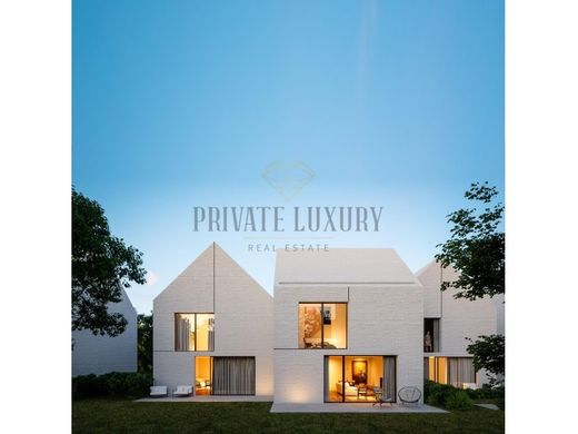 Casa de luxo - Charneca de Caparica, Almada