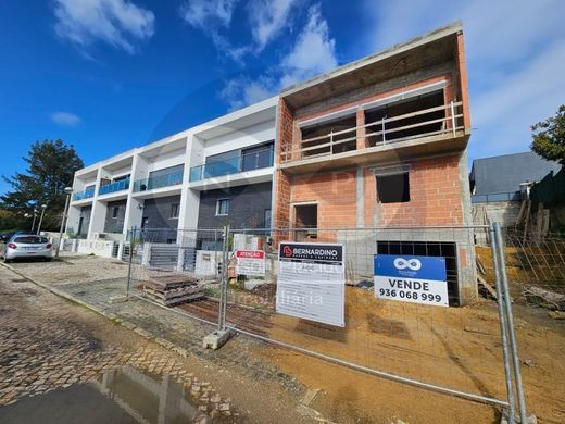 منزل ﻓﻲ Odivelas, Distrito de Lisboa