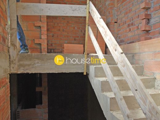 Luxus-Haus in Alella, Provinz Barcelona