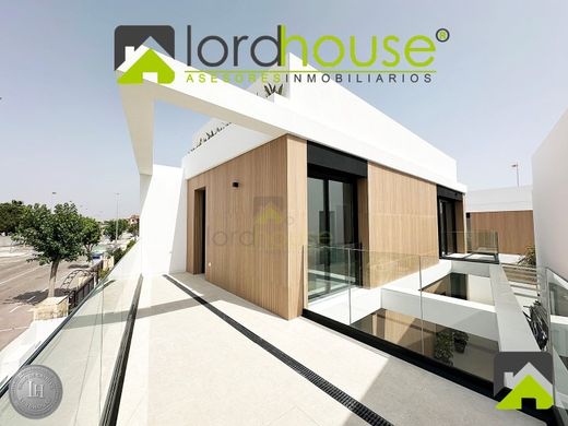 Luxury home in Pilar de la Horadada, Alicante