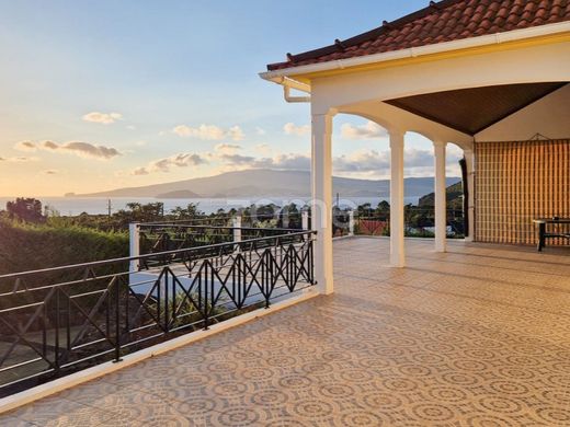 Luxury home in Madalena, Azores
