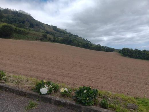 Terreno en Vila Franca do Campo, Azores